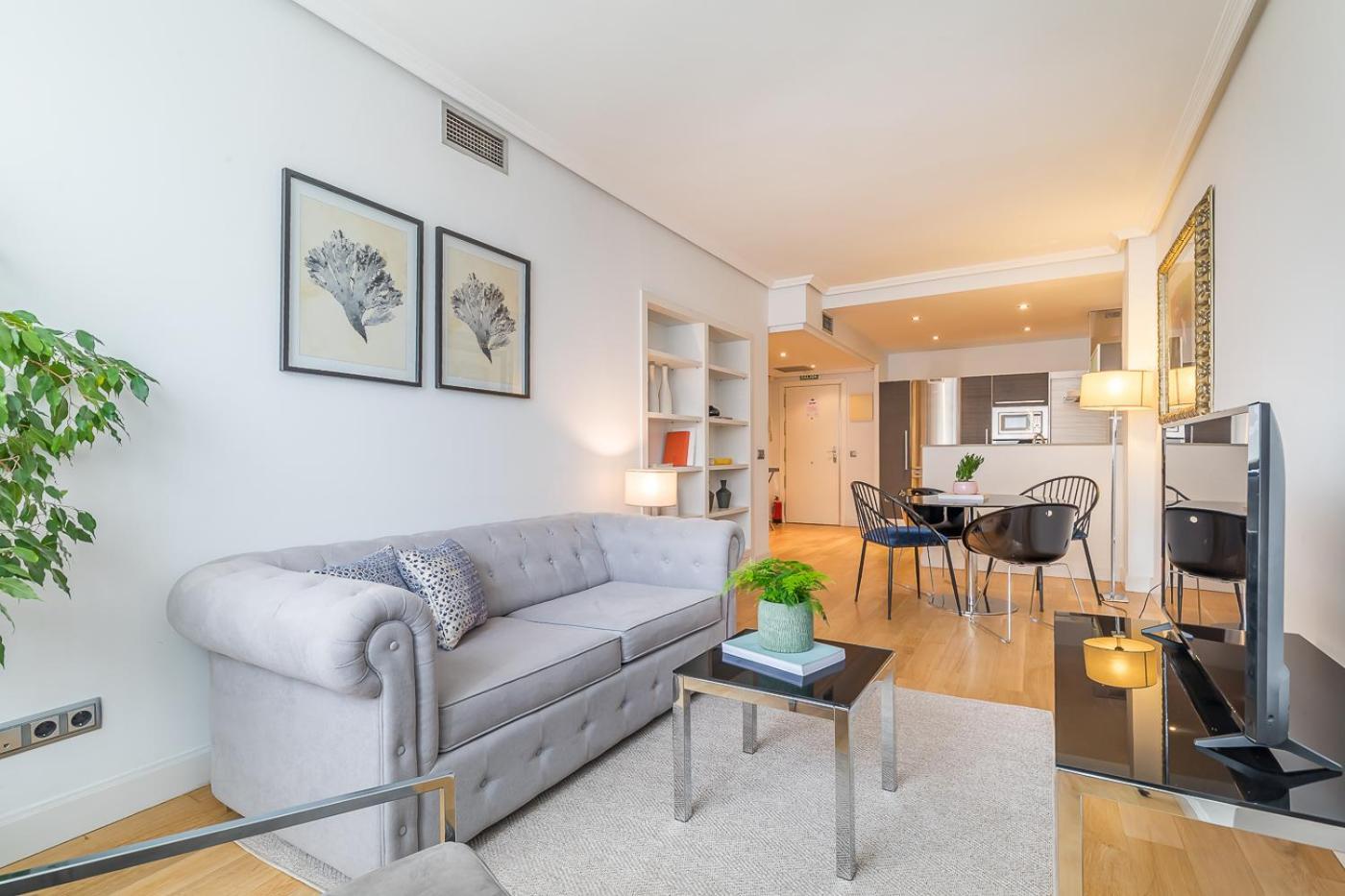 Madrid Rental Flats - Alquiler De Temporada Bagian luar foto